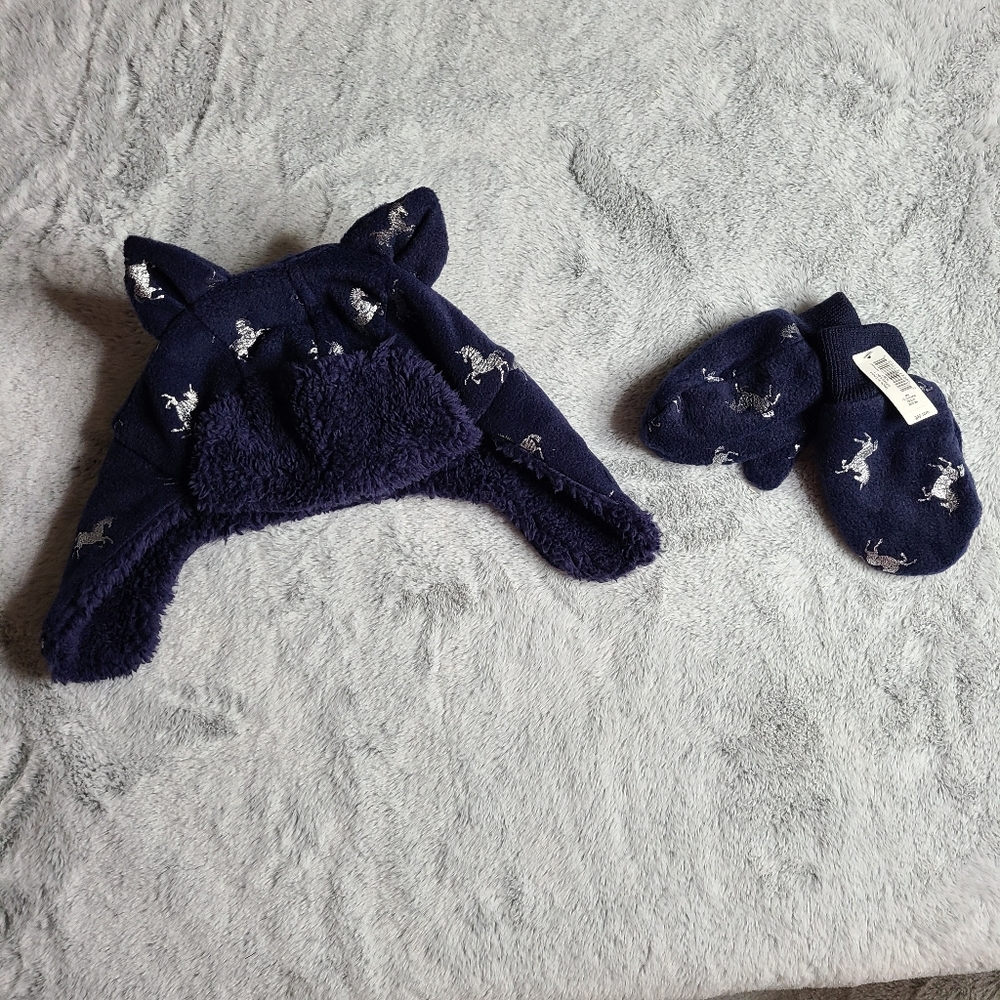 Baby GAP unicorn fleece hat and mittens
